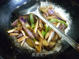 香干炒茄子的做法步骤：15