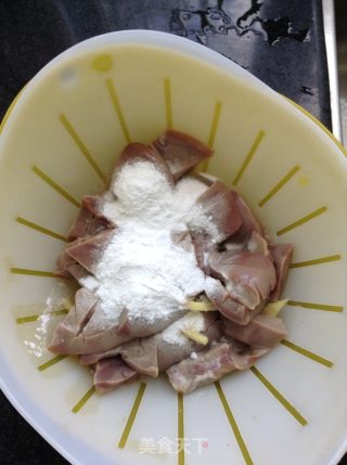 茭白嫩猪腰的做法步骤：6