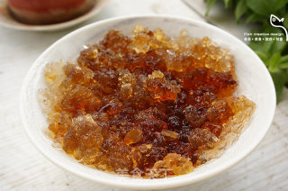 桃胶银耳雪莲子的做法步骤：4