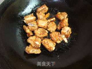 【可乐粟子排骨】值得你等待一年的美味菜式的做法步骤：7