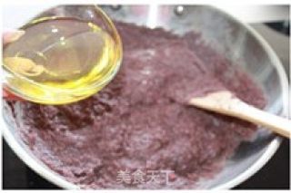 【苏式豆沙月饼】---一碰即碎的酥皮月饼的做法步骤：4