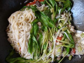 番茄肉片米粉的做法步骤：9