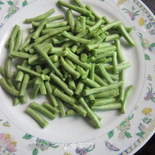 豆角炒豆腐干的做法步骤：2