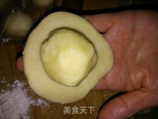 椰蓉酥皮月饼的做法步骤：17