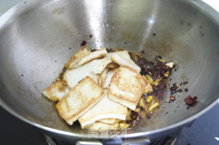 香辣煎豆腐的做法步骤：9