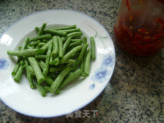 带豆炒茭白的做法步骤：2