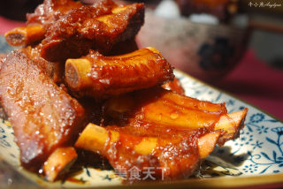 滋阴润燥益精补血色泽诱人的大爱美食—红烧排骨的做法步骤：17