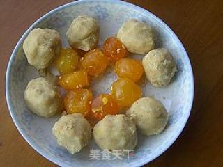 莲蓉蛋黄月饼的做法步骤：5