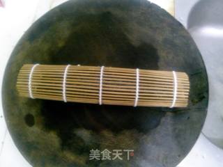 孩子们喜欢的小吃———海苔黄瓜火腿泡菜包饭的做法步骤：9
