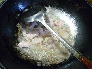 五花肉炒腐竹的做法步骤：7