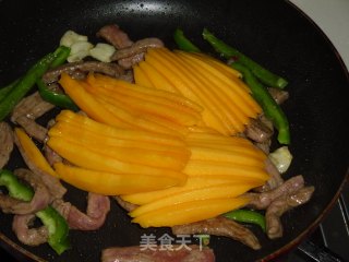水果入菜——芒香牛柳的做法步骤：8