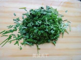 韭菜鸡蛋饼的做法步骤：1