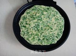 韭菜鸡蛋饼的做法步骤：8