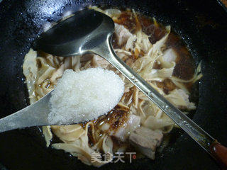 水笋烧五花肉的做法步骤：10