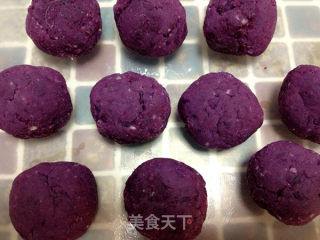 广式椰香紫薯月饼的做法步骤：12