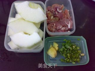 鲜肉冬瓜汤的做法步骤：1