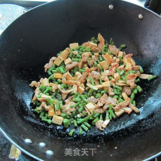 豆角瘦肉豆腐干的做法步骤：5