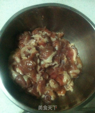 孜然羊肉的做法步骤：2