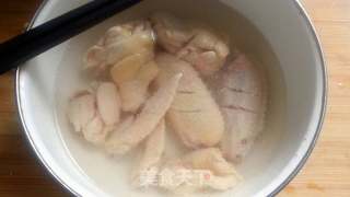蚝油鸡翅之简易详细版的做法步骤：2