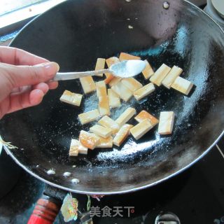 韭菜豆腐干的做法步骤：5