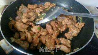青辣椒炒肉片的做法步骤：5