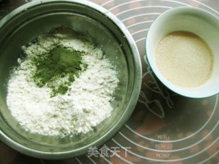 荷叶饼的做法步骤：1