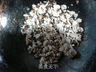 香菇肉包 第一次的作品的做法步骤：4