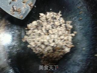 香菇肉包 第一次的作品的做法步骤：5