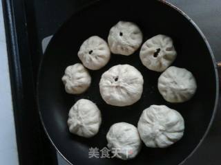 香菇肉包 第一次的作品的做法步骤：9
