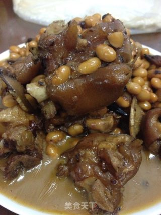 香辣黄豆炖猪蹄的做法步骤：10