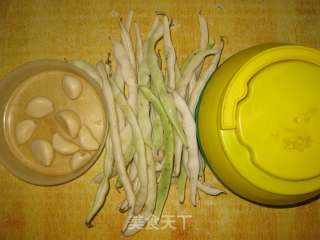 酱烧四季豆的做法步骤：1