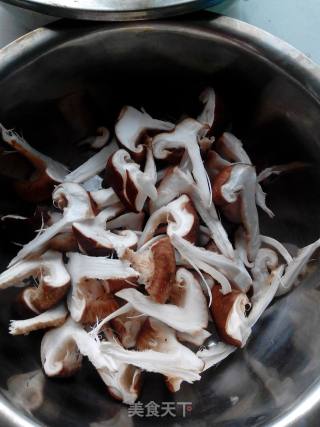 香菇油菜肉片的做法步骤：2