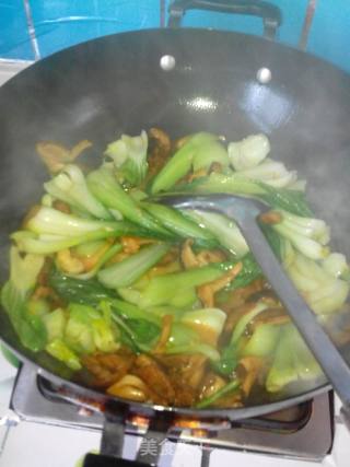 香菇油菜肉片的做法步骤：9