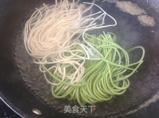 大骨汤面的做法步骤：5