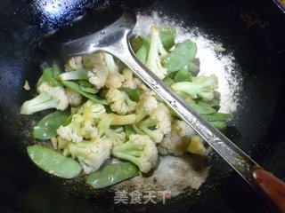 扁豆炒花菜的做法步骤：9