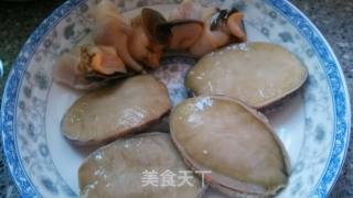 萍果雪梨鲍鱼响螺豬骨湯的做法步骤：1