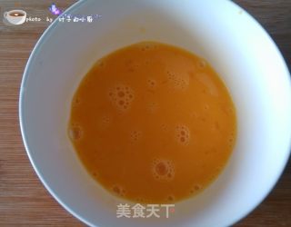 鸡蛋玉米羹的做法步骤：2