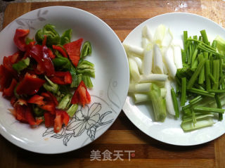 麻辣鲜香的火爆青蟹的做法步骤：2