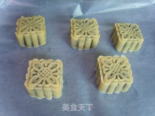 广式红豆沙月饼的做法步骤：15