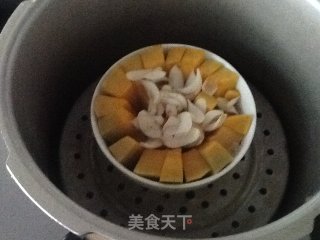 冰糖百合蒸南瓜的做法步骤：4