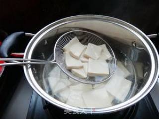 豆腐丝瓜汤的做法步骤：1
