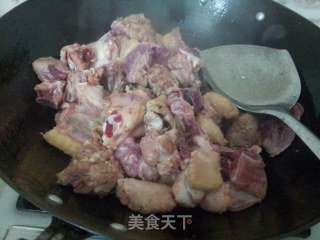 简易版啤酒鸭的做法步骤：2