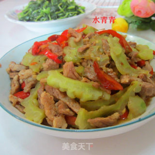 辣椒苦瓜炒肉的做法步骤：8