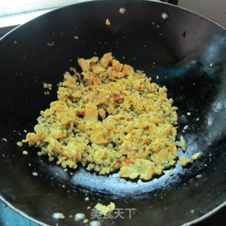 酸豆角煎蛋的做法步骤：8