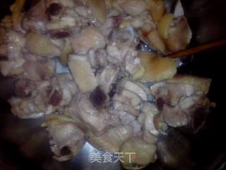 蔬菜咖喱鸡饭的做法步骤：1