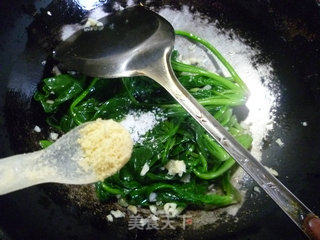 香蒜菠菜的做法步骤：6