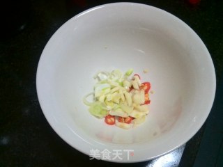 凉拌黄花菜的做法步骤：3