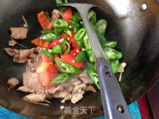 辣椒炒肉的做法步骤：6