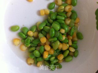 【玉米虾仁滑蛋】的做法步骤：2