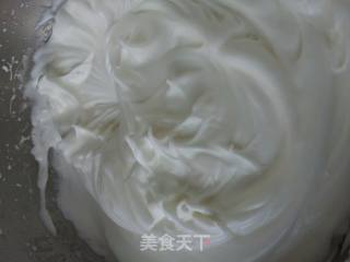 戚风蛋糕的做法步骤：1